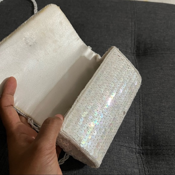 La Regale sequins mini party bag - Picture 5 of 11